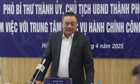 Chủ tịch Hà Nội: Xử lý thủ tục hành chính phi địa giới mới là 'xã hội văn minh'