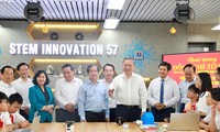 Tổng Bí thư: Xây dựng nền giáo dục mới để có thế hệ trẻ xuất sắc về trí tuệ, vượt trội về thể chất