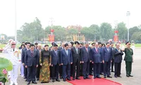 Lãnh đạo Đảng, Nhà nước vào Lăng viếng Chủ tịch Hồ Chí Minh