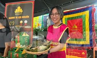 Hàng Tết độc lạ trong phiên chợ của những người trẻ