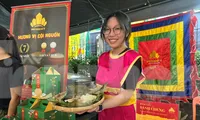 Hàng Tết độc lạ trong phiên chợ của những người trẻ