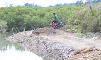 Người dân &apos;đứng ngồi không yên&apos; vì dự án cấp bách kiểu... rùa bò