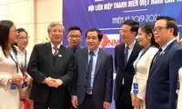 Đoàn Chủ tịch điều hành Đại hội làm việc trong phiên thứ nhất Đại hội. Ảnh: Như Ý