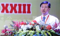 Kiên quyết đấu tranh chống tham nhũng, lãng phí