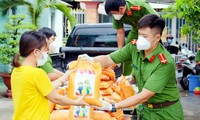 Tuổi trẻ Công an phát huy vai trò lá chắn phòng chống COVID-19