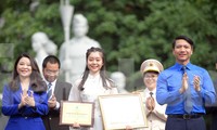 Trao giải Đặng Thùy Trâm cho các thầy thuốc trẻ tiêu biểu