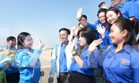 Chuyến bay vang vọng &apos;Sứ mệnh thanh niên&apos; đưa đại biểu về dự Đại hội Đoàn toàn quốc XII