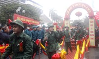 107 thanh niên quận Hai Bà Trưng lên đường tòng quân
