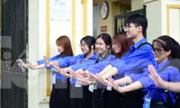 Sắc xanh tình nguyện, áo trắng học trò