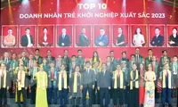Chương trình bình chọn và trao danh hiệu Doanh nhân trẻ khởi nghiệp xuất sắc là một trong những hoạt động nổi bật của Hội Doanh nhân trẻ Việt Nam. Trong ảnh, lễ trao giải thưởng Doanh nhân trẻ khởi nghiệp xuất sắc năm 2023. Ảnh: Xuân Tùng