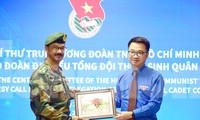 Bí thư T.Ư Đoàn Nguyễn Tường Lâm tiếp xã giao đoàn đại biểu Tổng đội Thiếu sinh quân Ấn Độ 