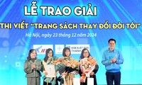 Cô gái xúc động kể hành trình thoát khỏi bờ vực trầm cảm khi chống chọi ung thư