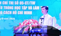 'Mạch nguồn' để soi chiếu phong cách làm việc, khả năng cống hiến 