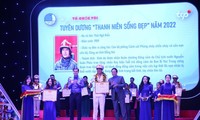 Đại úy Công an cứu sống bốn nạn nhân đuối nước được tuyên dương &apos;Thanh niên sống đẹp&apos;