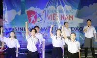 Bài ca sinh viên cất lên từ Trường Sa