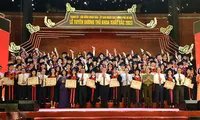 Hà Nội tuyên dương 100 thủ khoa xuất sắc: Nơi toả sáng những ‘Sinh viên 5 tốt’