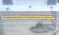 Xúc động màn xếp hình xe tăng tiến vào Dinh Độc Lập tại Đại lễ 30/4