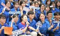 MC Khánh Vy ‘Tiếp sức mùa thi’ tại Bắc Ninh: Thi thử điểm thấp không phải là thất bại 