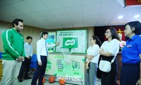 Hàng ngàn phần quà hỗ trợ sinh viên tham gia “Tiếp sức mùa thi“