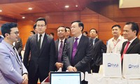 Thanh niên thủ đô nghiên cứu khoa học, thực hiện khát vọng đổi mới sáng tạo