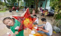 Bí thư T.Ư Đoàn Nguyễn Phạm Duy Trang kiểm tra việc thực hiện luật và quyền trẻ em ở Long An