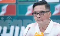HLV Lê Huỳnh Đức: &apos;Cả hai đội đều đá dở&apos;, sau khi Bình Dương chia điểm với Quảng Nam