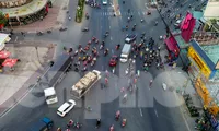 Cận cảnh nút giao ngã tư trở thành &apos;điểm đen&apos; chết người ở Long An