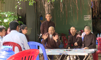 Truy tìm cô gái liên quan vụ án loạn luân ở 'Tịnh thất Bồng Lai'
