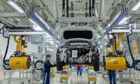 Sản lượng ô tô sản xuất trong nước giảm trong tháng 7