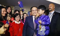 Thủ tướng Phạm Minh Chính gặp cộng đồng người Việt Nam tại New Zealand