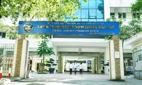 Trường chuyên Ngoại ngữ tăng học phí, công bố tỉ lệ chọi vào lớp 10