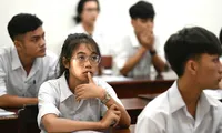 Thí sinh dự thi môn Ngữ Văn kì thi tốt nghiệp THPT 2025. Ảnh: Như Ý