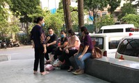 Đối diện mức phạt &apos;tiền triệu&apos;, nhiều người vẫn không đeo khẩu trang ở bệnh viện