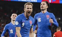 Harry Kane cân bằng kỷ lục ghi bàn của huyền thoại M.U