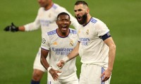 Benzema lập hat-trick, Real Madrid đè bẹp Chelsea