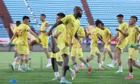 Đông Á Thanh Hóa hừng hực khí thế tại &apos;chảo lửa&apos; Thiên Trường