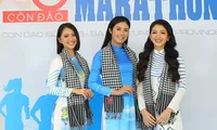 Hoa hậu, người đẹp duyên dáng với áo dài, khăn rằn tại họp báo Tiền Phong Marathon 2022