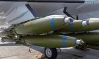 Nga cáo buộc quân đội Ukraine thả bom chùm xuống nhà máy vùng biên giới