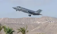 Cuộc tấn công ồ ạt của Iran vào Israel tối 13/4. (Ảnh: Al Jazeera)