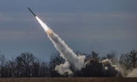 Ukraine được phương Tây nới lỏng quy định sử dụng vũ khí để tấn công sang đất Nga ở mức độ hạn chế. (Ảnh: Reuters)