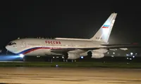 Chuyên cơ của Tổng thống Nga Putin hạ cánh xuống sân bay quốc tế Nội Bài