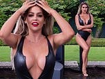 Mẫu nội y Bianca Gascoigne khoe body &apos;phồn thực&apos; khi chụp ảnh áo tắm