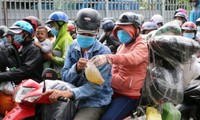 &apos;Chuyến về quê ăn Tết&apos; trị giá 20 triệu đồng đầy nước mắt của công nhân