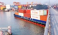 Họp khẩn để xử lý vụ sà lan 4.600 tấn va vào chân cầu Đồng Nai