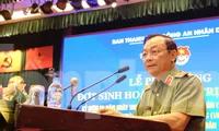 Phát huy tinh thần &apos;tự soi, tự sửa&apos; trong thanh niên công an