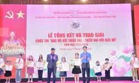 Học sinh lớp 2 giành giải Nhất thi viết tìm hiểu về Bác Hồ với thiếu nhi