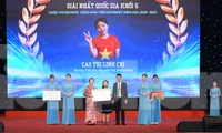 Bí quyết của thí sinh lớp 5 về Nhất thi Olympic tiếng Anh trên Internet