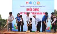 Khánh thành công trình bóng chuyền, sửa nhà rông, nhà văn hóa cộng đồng ở Gia Lai