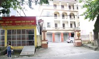 Phó phòng Khảo thí can thiệp kết quả thi ở Hà Giang