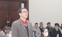 Xét xử ông Trần Hùng, người môi giới hối lộ và nhân chứng vắng mặt